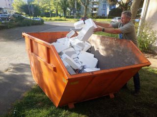 Baustyropor mit einem Container entsorgen
