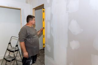 Innenausbau, Trockenbau und verputzen der Wände
