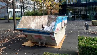 Leerer Container