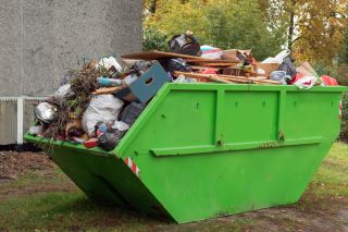 Container mit Mischabfall